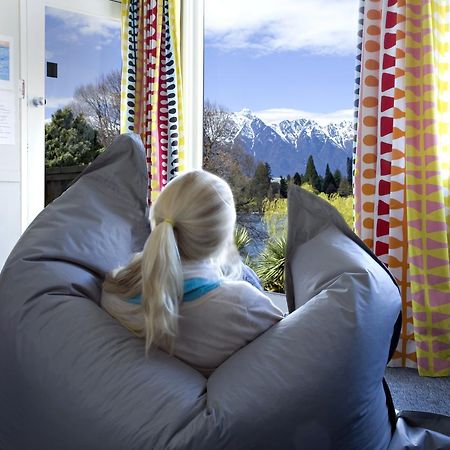 Bumbles Backpackers Vandrarhem Queenstown Exteriör bild