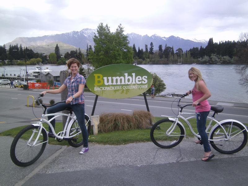 Bumbles Backpackers Vandrarhem Queenstown Exteriör bild