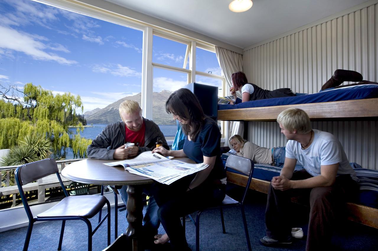 Bumbles Backpackers Vandrarhem Queenstown Exteriör bild